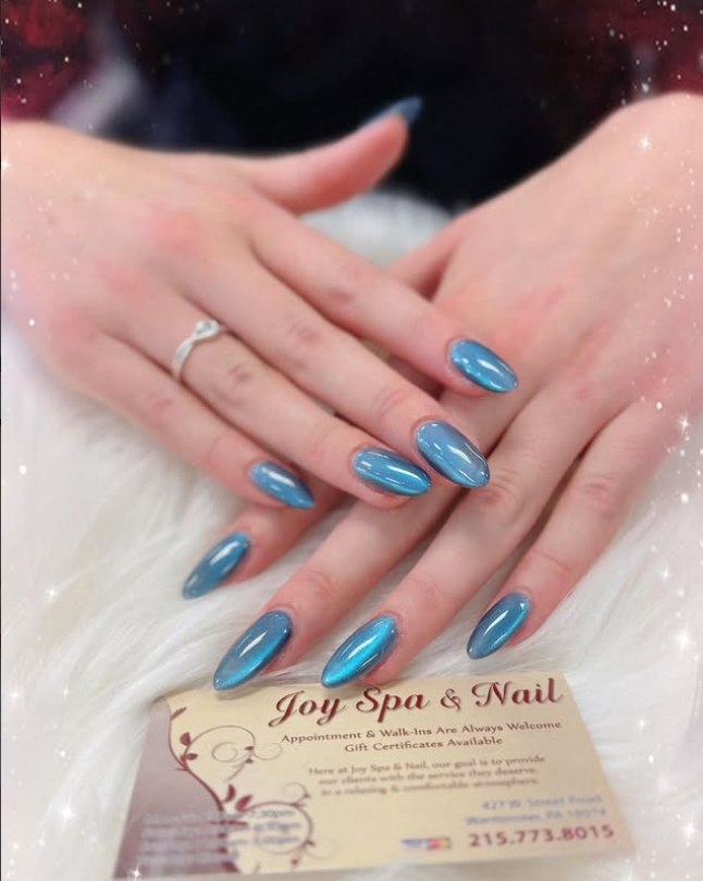 Blue gel polish nail detail at JoySpaNail